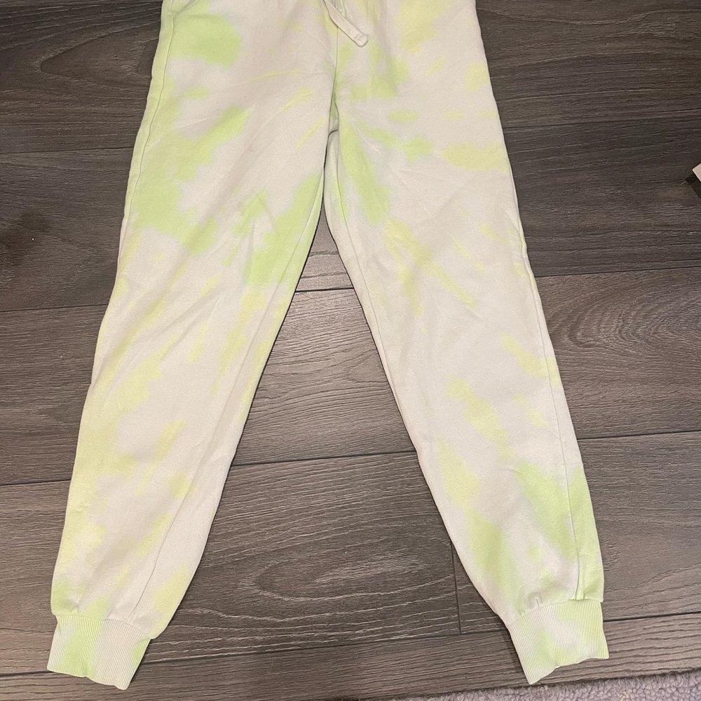 Green tie dye sweatpants